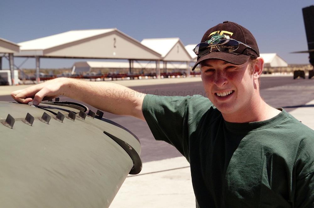a4k-rnzaf-a4k-12nov01-maintenance-unknown3.jpg
