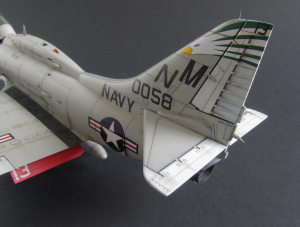 model-150058-va195-nm513-lengyel-g.jpg