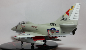 model-ea-4f-153481-tony-jones-3.jpg