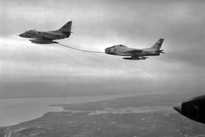 135775-fj3-1957-59 7r-2 a-avila-071e.jpg
