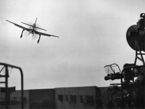 f8f-1-18jun47-vf-11a-t-xxx-uss-tarawa-fvu7-2862.jpg