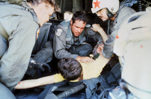 150056-vc5-08jun84-cubi-crash-patenkopf-rescue-55.jpeg