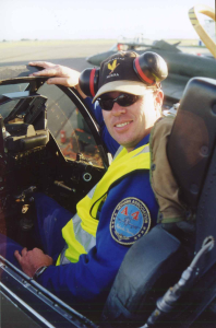 don-simms-cockpit-apr2002.jpg