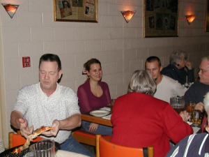 feb04boardmtg30_2.jpg