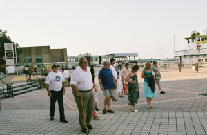 va15-05reunion-boat.jpg